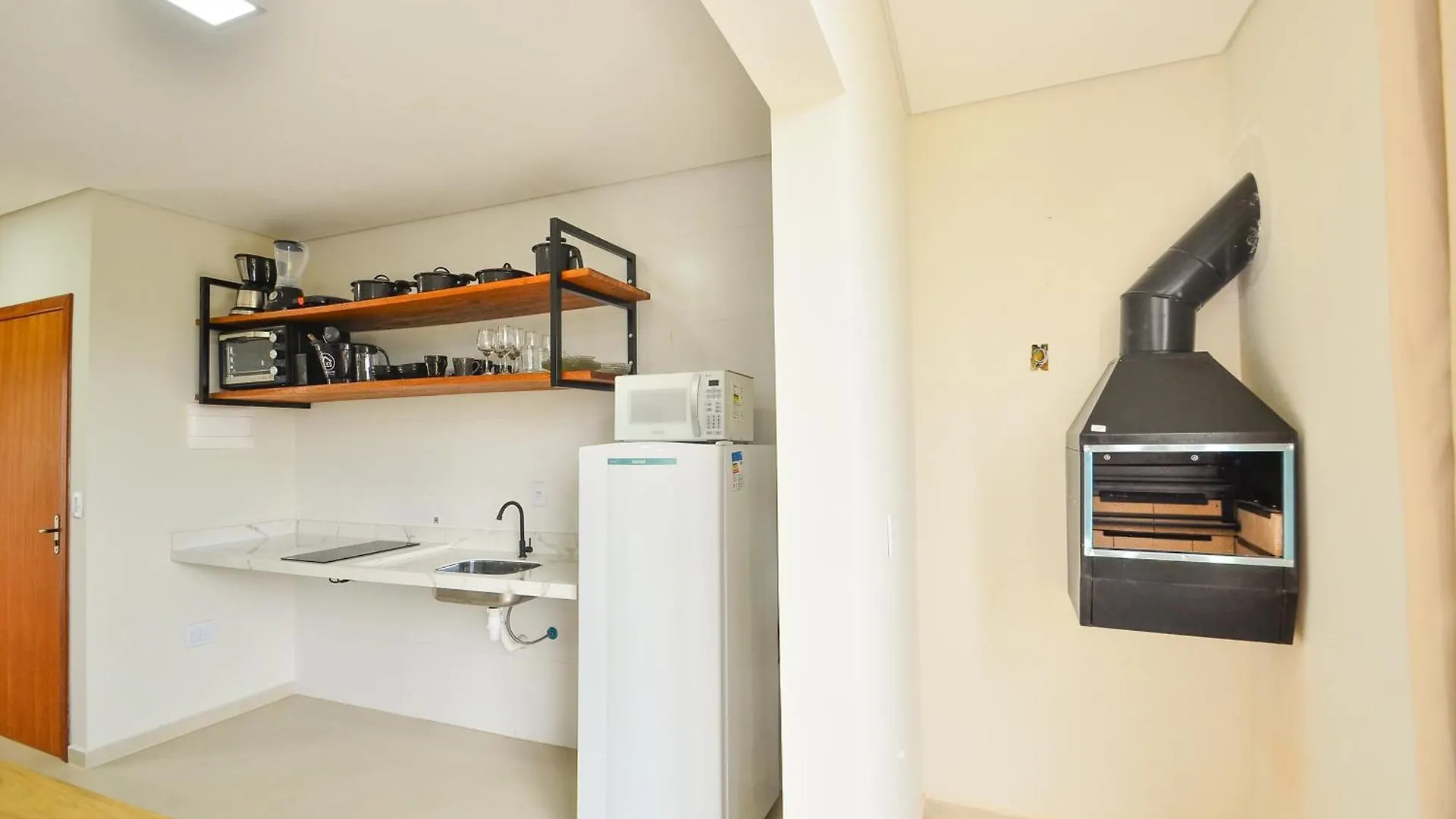 Inhome: Estudio Superior2, Paz No Campeche N1573 Florianopolis Apartment