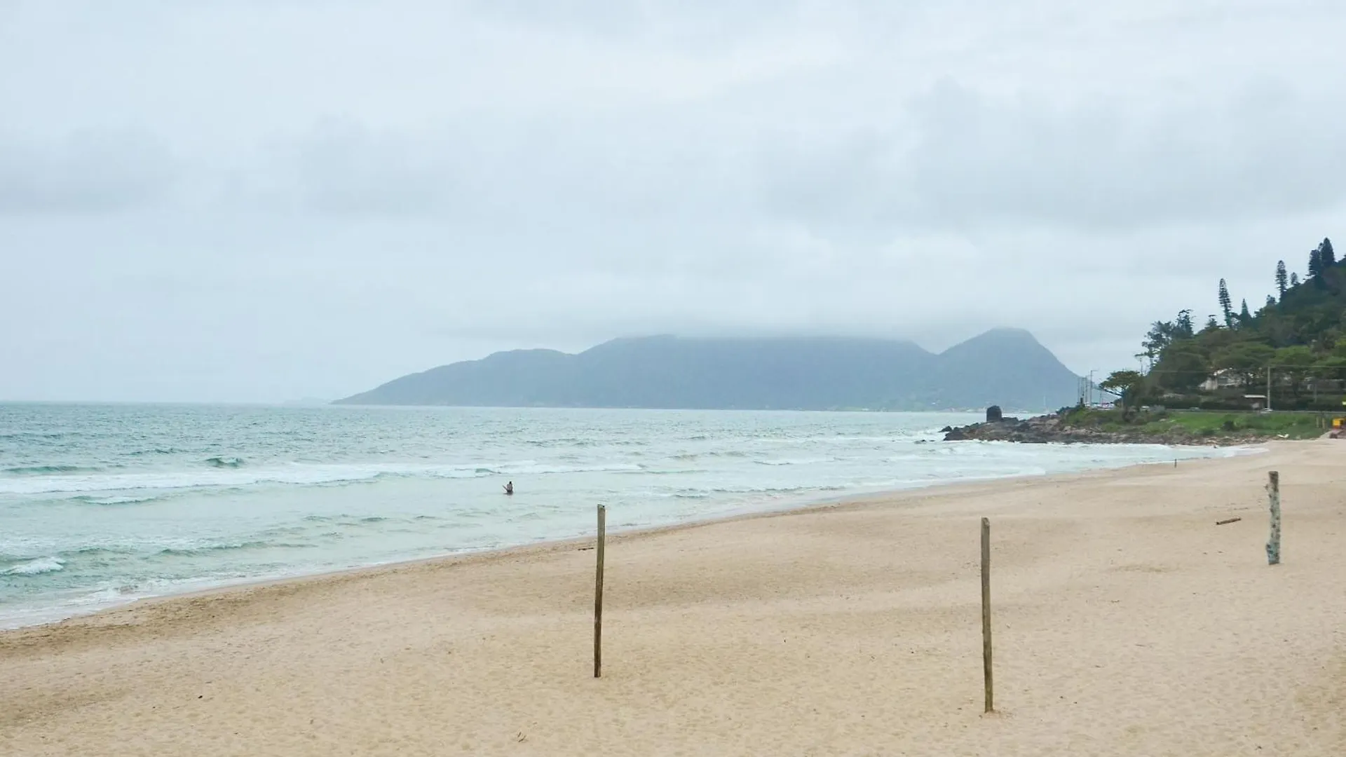Inhome: Estudio Superior2, Paz No Campeche N1573 Florianopolis 0*,  Brazil